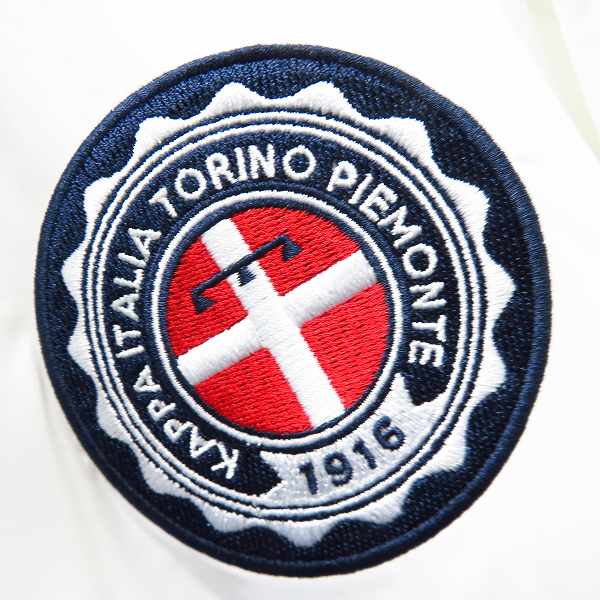 実際に弊社で買取させて頂いた【未使用】Kappa/カッパ ワッペン付き中綿ブルゾン ゴルフウェア ホワイト×ネイビー KG6520T43/Lの画像 3枚目