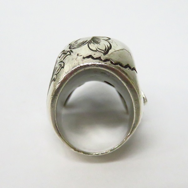 実際に弊社で買取させて頂いた【カスタム】STANLEY GUES/スタンリーゲス Xラージスカルリングｗ1ストーンアイ エングレービング/23.5-24号の画像 5枚目