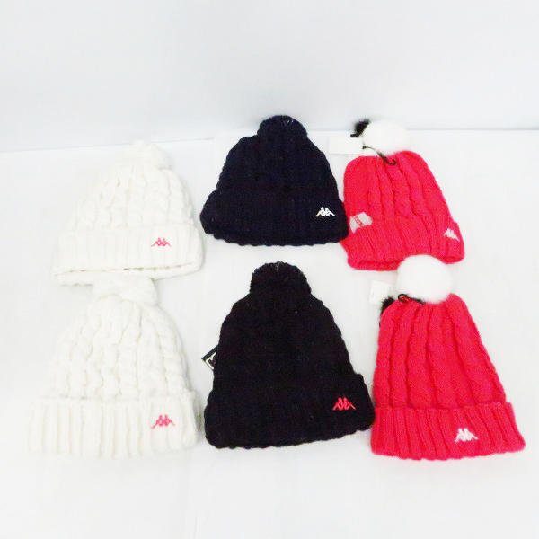 実際に弊社で買取させて頂いた【未使用】kappa/カッパ イタリア ゴルフ ポンポン付きニット帽子 黒,赤,紺,白系 6点セット