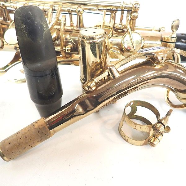 実際に弊社で買取させて頂いた★Selmer/セルマー SUPER ACTION/SA80 SERIE Ⅱ/シリーズ2 アルトサックス 彫刻有り 40万台 ハードケース付きの画像 8枚目