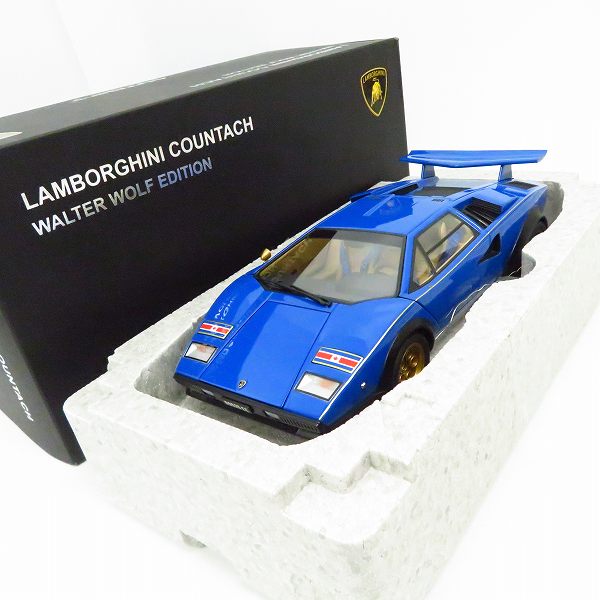 実際に弊社で買取させて頂いたAUTOart/オートアート 1/18 LAMBORGHINI/ランボルギーニ カウンタック ウォルター・ウルフエディション 74652