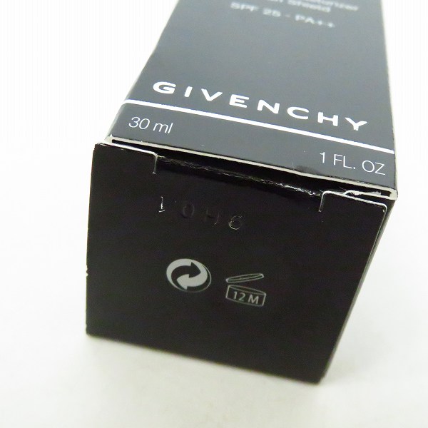 実際に弊社で買取させて頂いた【未使用】GIVENCHY/ジバンシィ タン クチュール シティ バーム リキッド ファンデーション N200 30mlの画像 5枚目