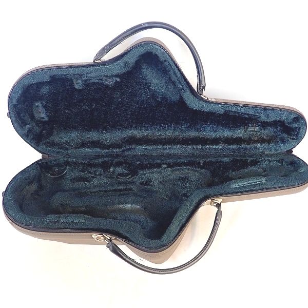 実際に弊社で買取させて頂いた★SELMER/セルマー アルトサックス用ハードケースの画像 1枚目