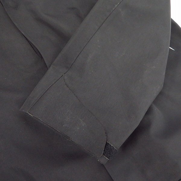 実際に弊社で買取させて頂いたPuma/プーマ by hussein chalayan ナイロンジャケット/561243/US-Mの画像 7枚目