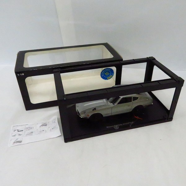 実際に弊社で買取させて頂いたAUTOart/オートアート 1/18 NISSAN/ニッサン/日産 フェアレディ Z432 PS30 シルバー 38530の画像 8枚目