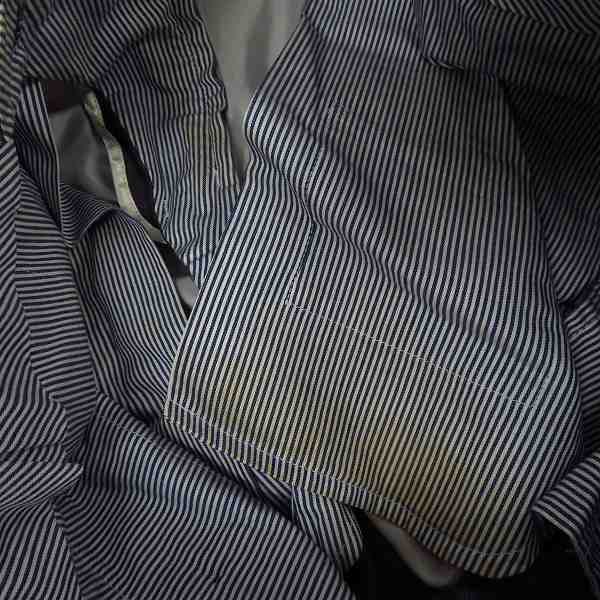 実際に弊社で買取させて頂いたTOMORROWLAND/トゥモローランド FRATELLI TALLIA DI DELFINO スーツ セットアップ /44の画像 8枚目