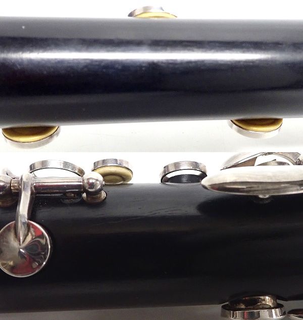 実際に弊社で買取させて頂いたH. Selmer/セルマー Series 10S クラリネット ハードケース付きの画像 5枚目