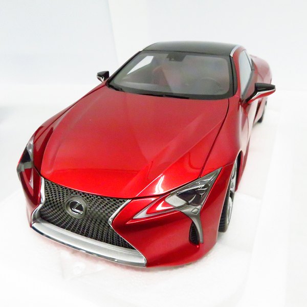 実際に弊社で買取させて頂いたAUTOart/オートアート 1/18 LEXUS/レクサス LC500 メタリックレッド 78873の画像 1枚目