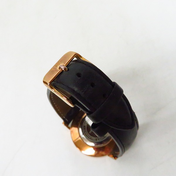 実際に弊社で買取させて頂いたDaniel Wellington/ダニエルウェリントン クラシック クォーツ腕時計  【動作未確認】の画像 2枚目