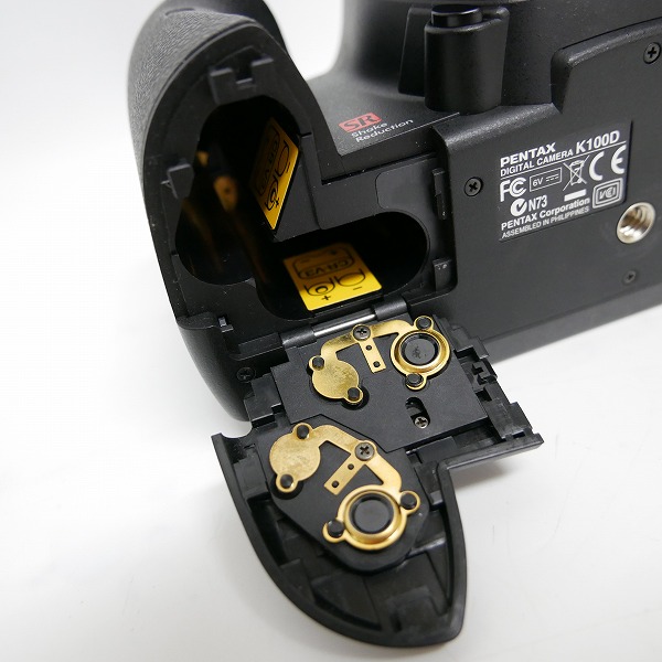 実際に弊社で買取させて頂いた【簡易動作確認済】PENTAX/ペンタックス K100 D SR レンズ SMC PENTAX-DA 1:3.5-5.6 18-55mm AL 単3電池駆動の画像 7枚目