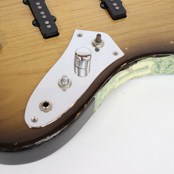 実際に弊社で買取させて頂いた★【難有り】Bacchus handmade guitars/バッカス 5弦 エレキベースの画像 5枚目