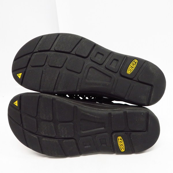 実際に弊社で買取させて頂いたKEEN/キーン UNEEK MONOCHROME/ユニークモノクローム サンダル 1014097/26.5の画像 2枚目