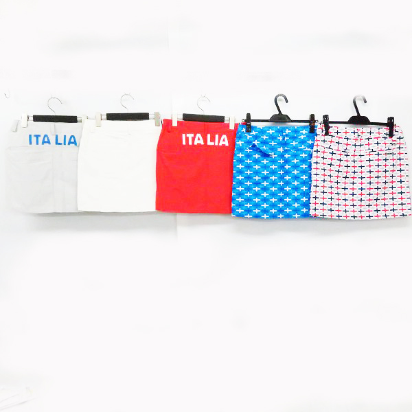 実際に弊社で買取させて頂いた【未使用】KAPPA/カッパ ゴルフ レディース スカート レッド/ホワイト/十字柄プリント等 M/5点セットの画像 1枚目