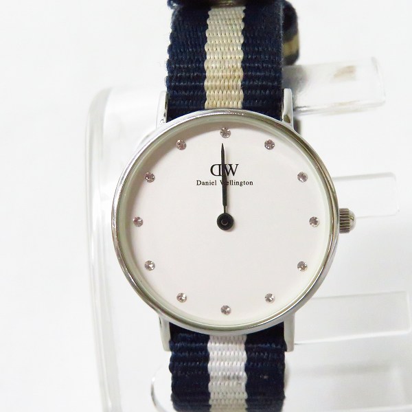 実際に弊社で買取させて頂いたDaniel Wellington/ダニエルウェリントン  クォーツ腕時計 変えベルト付き 【動作未確認】