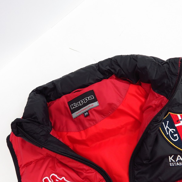 実際に弊社で買取させて頂いた【未使用】Kappa/カッパ ロゴワッペン付き ダウンベスト ゴルフウェア ブラック×レッド KG652VE42/Mの画像 4枚目