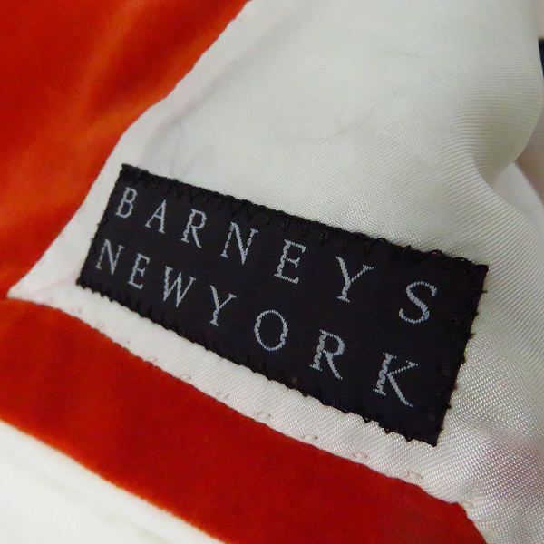 実際に弊社で買取させて頂いたBARNEYS NEW YORK/バーニーズニューヨーク 別珍2Ｂテーラードジャケット/48の画像 2枚目