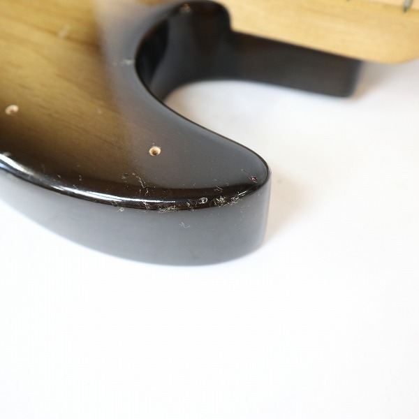 実際に弊社で買取させて頂いた★【難有り】Bacchus handmade guitars/バッカス 5弦 エレキベースの画像 9枚目