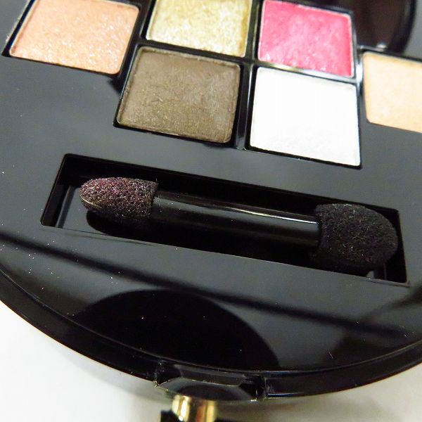 実際に弊社で買取させて頂いたGIVENCHY/ジバンシー  クリスマスコフレ 2018 ゴールド・グラマー・パレットの画像 5枚目