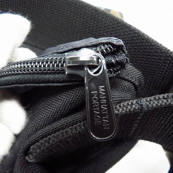 実際に弊社で買取させて頂いたManhattan Portage/マンハッタンポーテージ カモフラージュ柄切り替えし メッセンジャーバッグの画像 8枚目