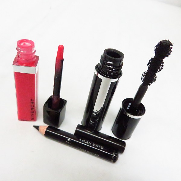 実際に弊社で買取させて頂いたGIVENCHY/ジバンシー  クリスマスコフレ 2018 ゴールド・グラマー・パレットの画像 6枚目