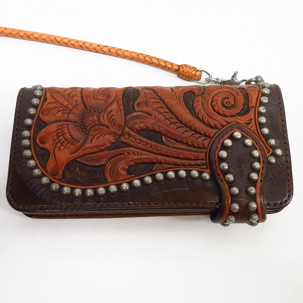 実際に弊社で買取させて頂いたFUNNY/ファニー ウォレットチェーン付き コンチョ レザー 長財布の画像 2枚目