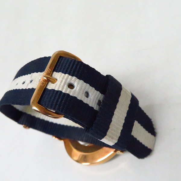 実際に弊社で買取させて頂いたDaniel Wellington/ダニエルウェリントン CLASSIC GLASGOW クォーツ 0104DW【動作未確認】の画像 2枚目