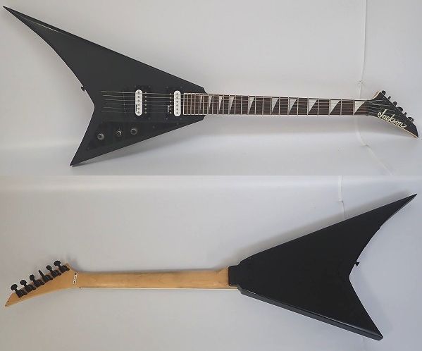実際に弊社で買取させて頂いた★【難あり】Jackson/ジャクソン JS32T RHOADS Satin Blackの画像 1枚目