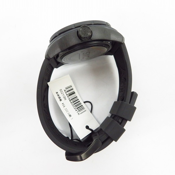 実際に弊社で買取させて頂いたLUMINOX/ルミノックス SXC PC CARBON GMT 5020 SERIES クォーツ/ウォッチ/腕時計 Ref. 5021 GN XSの画像 1枚目