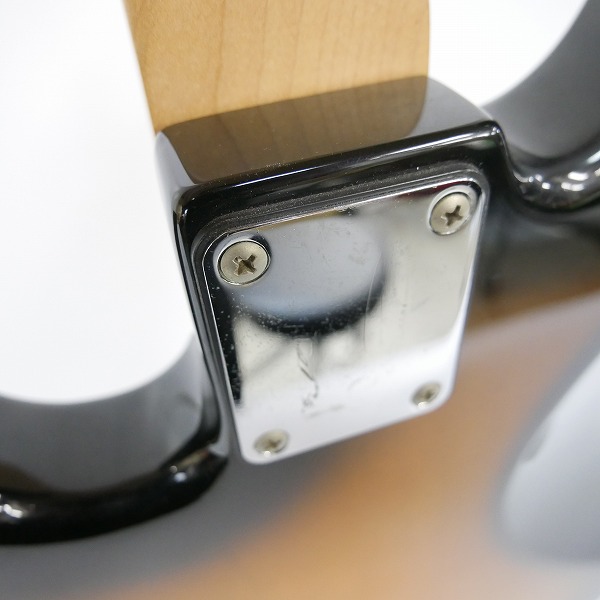 実際に弊社で買取させて頂いた★Bacchus/バッカス UNIVERSE SERIES ジャズベースタイプ エレキベース サンバーストの画像 7枚目