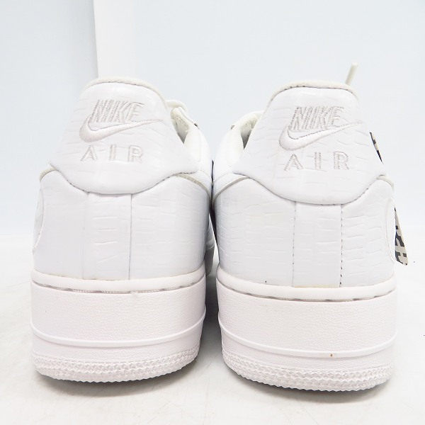 実際に弊社で買取させて頂いた【観賞用】NIKE×FRAGMENT DESIGN/ナイキ×フラグメント HTM AIR FORCE 1/エアフォース1 ホワイト 305895-112/27.5の画像 1枚目