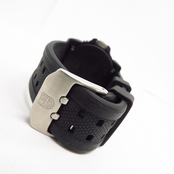 実際に弊社で買取させて頂いたLUMINOX/ルミノックス Navy Seals/ネイビーシールズ カラーマークシリーズ 3051RH 腕時計の画像 2枚目