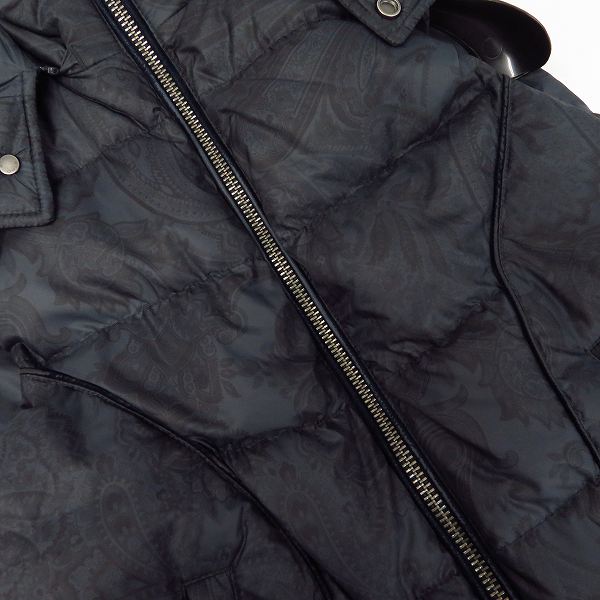 実際に弊社で買取させて頂いたETRO/エトロ ペイズリー柄 ジップアップ フーディー ダウンベスト/XSの画像 6枚目