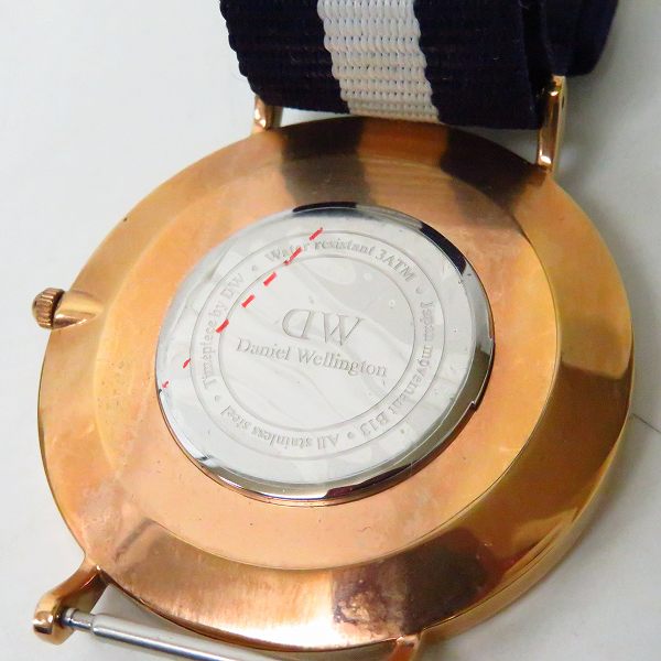実際に弊社で買取させて頂いたDaniel Wellington/ダニエルウェリントン CLASSIC GLASGOW クォーツ 0104DW【動作未確認】の画像 3枚目