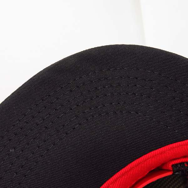 実際に弊社で買取させて頂いたINDEPENDENT/インディペンデント メッシュキャップ ホワイト×ブラック/ブラック×グリーン/ブラック×レッド 3点セットの画像 5枚目