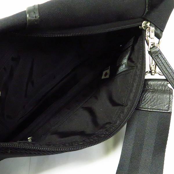 実際に弊社で買取させて頂いたmaster-piece/マスターピース レザー切替 ボディバッグ ブラックの画像 3枚目