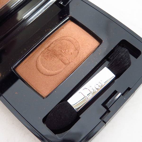 実際に弊社で買取させて頂いたChristian Dior/クリスチャンディオール ディオールショウ モノ アイシャドウ 573/260/2g 3点セットの画像 1枚目