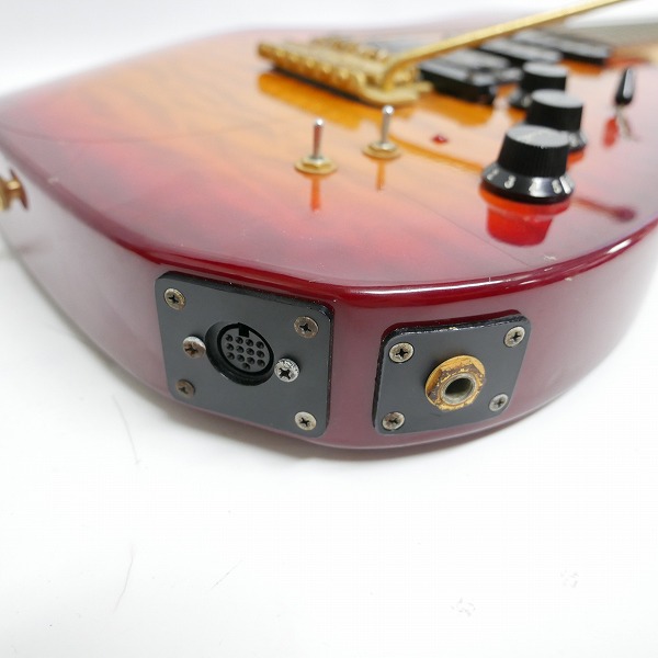 実際に弊社で買取させて頂いた★【難あり】Greco/グレコ Spirits of The Live SSH エレキギター ギグケース付きの画像 4枚目