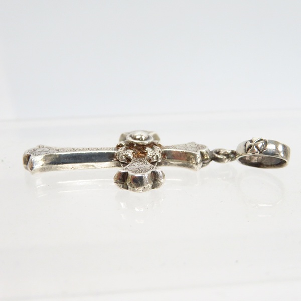 実際に弊社で買取させて頂いたLoree Rodkin Gothic/ローリーロドキン ゴシック アンティークリーフクロスペンダントの画像 2枚目