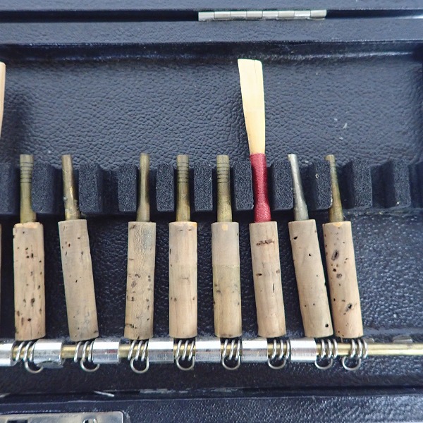 実際に弊社で買取させて頂いた【メーカー不明】オーボエ リード おまとめ品 ケース付きの画像 2枚目