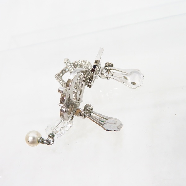 実際に弊社で買取させて頂いたChristian Dior/クリスチャンディオール ロゴ バタフライ ドロップ/ハート イヤリング 2点セットの画像 4枚目