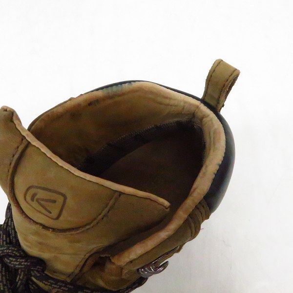 実際に弊社で買取させて頂いたKEEN/キーン PYRENEES 5227-BISN Bison トレッキング シューズ  カーキベージュ 25.5の画像 4枚目