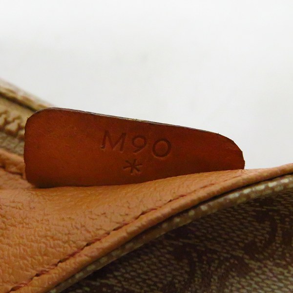 実際に弊社で買取させて頂いたCELINE/セリーヌ ヴィンテージ マカダム柄 ショルダーバッグの画像 5枚目