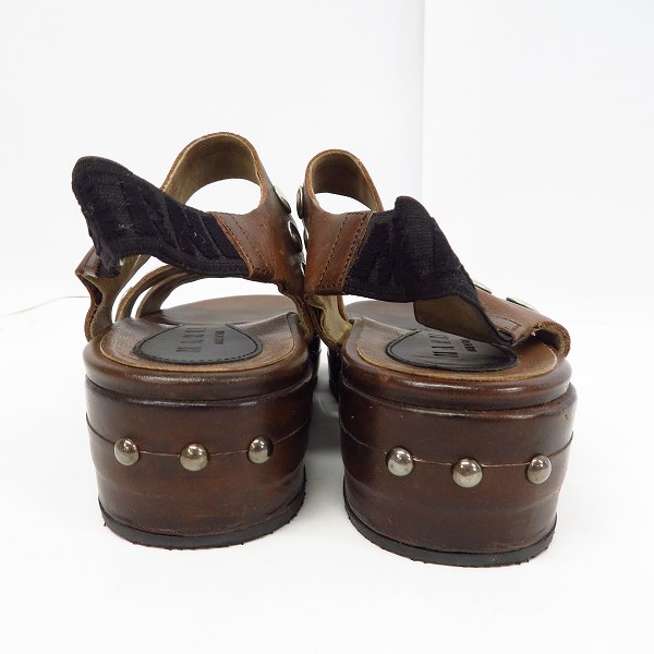 実際に弊社で買取させて頂いたMARNI/マルニ レディース レザー スタッズ サンダル ブラウン×シルバー/36の画像 1枚目