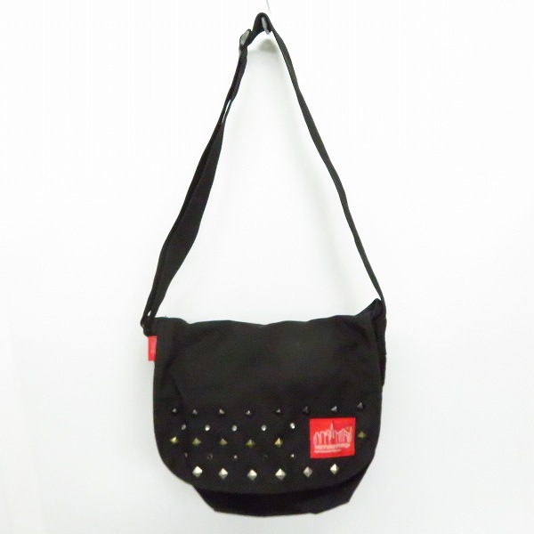 実際に弊社で買取させて頂いたManhattan Portage/マンハッタンポーテージ メッセンジャーバッグ  スタッズ 黒 