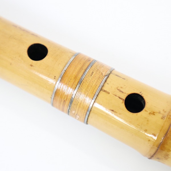実際に弊社で買取させて頂いた【難あり】尺八 竹治 銘 銀三線 藤巻 琴古流 51.5cm 和楽器 ケース付きの画像 5枚目