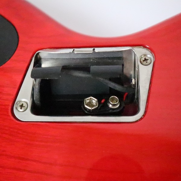 実際に弊社で買取させて頂いた★ESP/イーエスピー Bardic バーディック L’Arc～en～Ciel tetsuyaモデル 5弦 エレキベース 動作確認済みの画像 7枚目