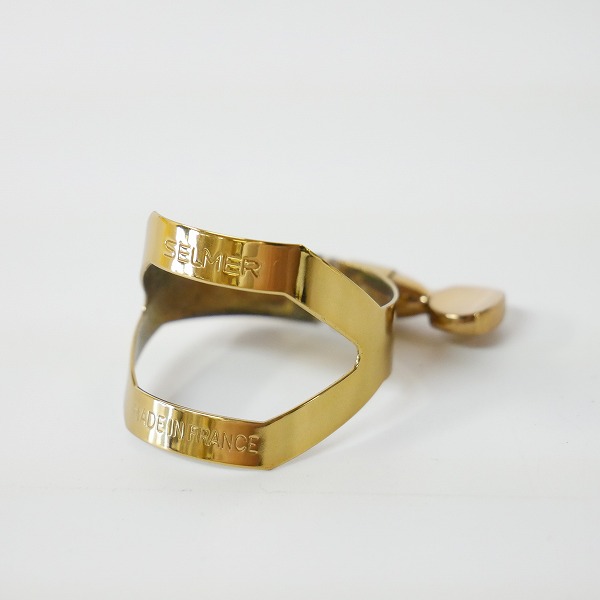 実際に弊社で買取させて頂いたSELMER/セルマー アルトサックス用 リガチャー ゴールド