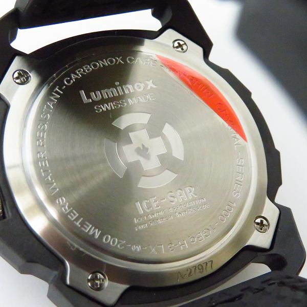 実際に弊社で買取させて頂いたLUMINOX/ルミノックス ICE-SAR/アークティック 1000 Series クォーツ腕時計/ウォッチ Ref.1001の画像 3枚目