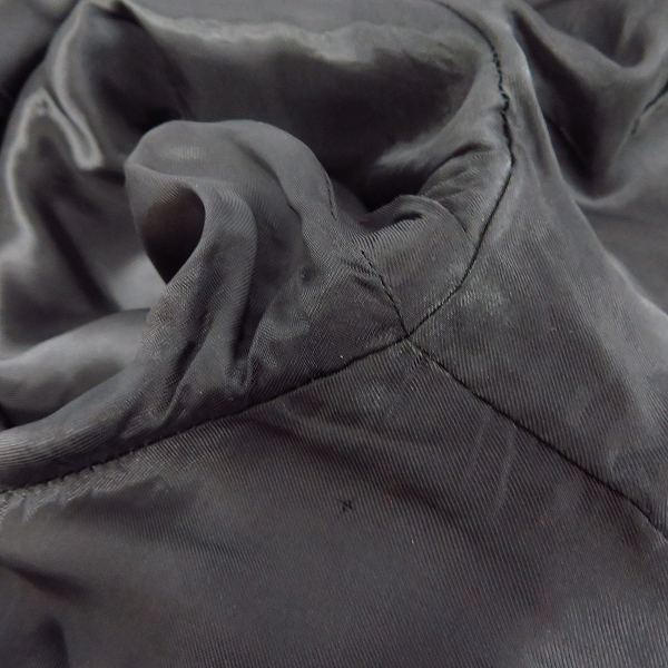 実際に弊社で買取させて頂いた【JPタグ】CELINE/セリーヌ レザーカウボーイヨーク付き バージンウール テディジャケット 2V534896C/48の画像 7枚目