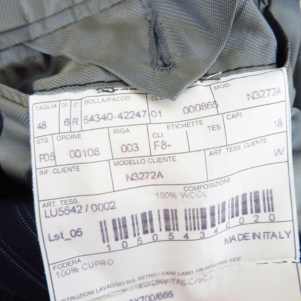 実際に弊社で買取させて頂いたBARNEYS NEW YORK/バーニーズニューヨーク ストライプ柄 3Bテーラードジャケット/48の画像 3枚目